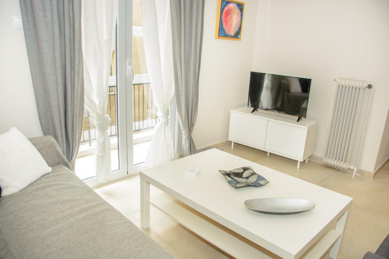 Neighborly Nest - Apartment In The Heart Of Athén Kültér fotó
